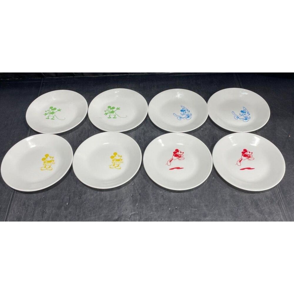 Corelle Disney Mickey Mouse True Original 8.5” Plates Set of 8 Made USA